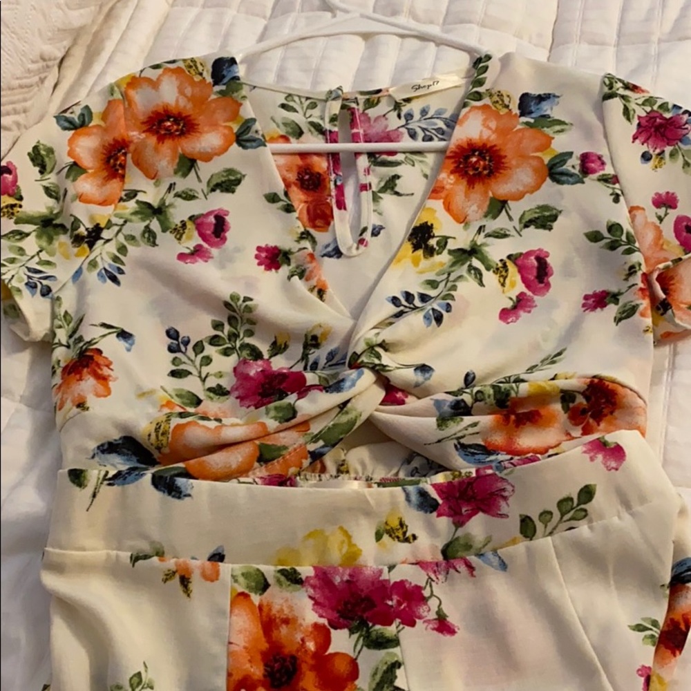 Floral set - Picture 3 of 11